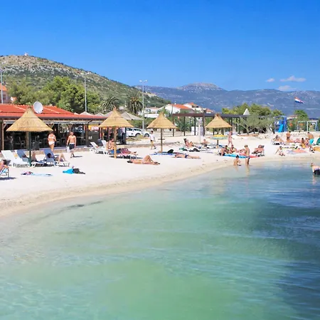 With Parking Space - 18116 Trogir