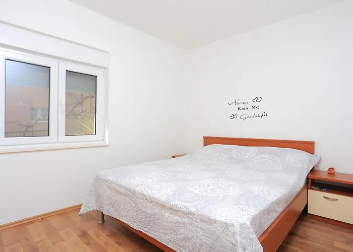 With Parking Space - 18116 Apartmán *