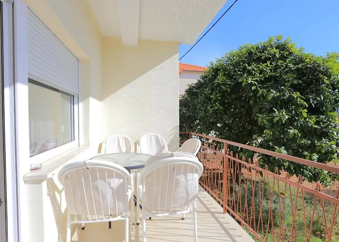 With Parking Space - 18116 Apartmán