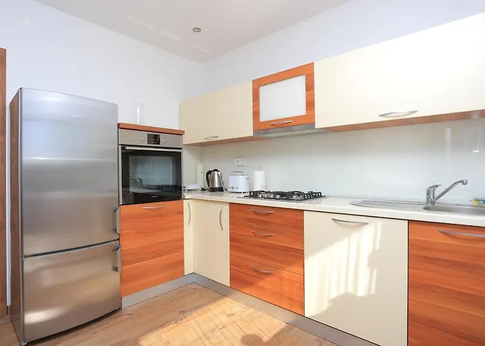 With Parking Space - 18116 Apartmán