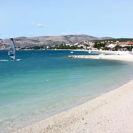 Apartamento With Parking Space - 18116 Trogir