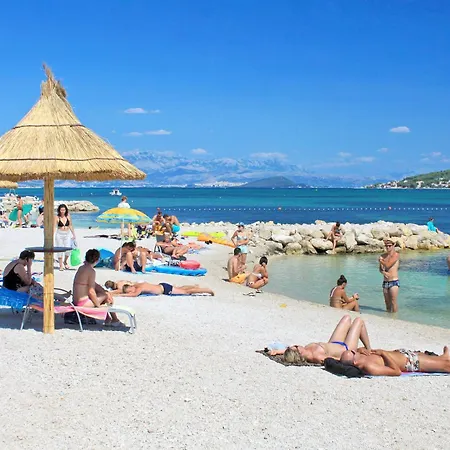 With Parking Space - 18116 Apartamento Trogir