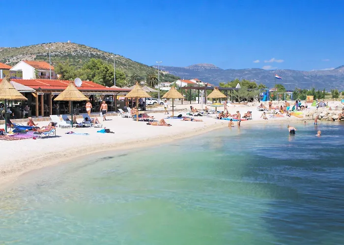 With Parking Space - 18116 Trogir